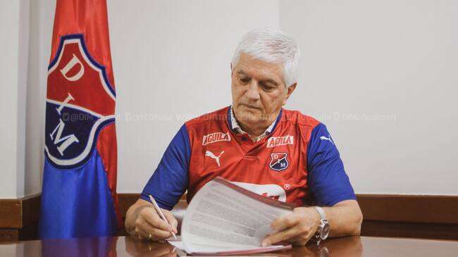 Julio Comesaña como nuevo técnico del Medellín en 2021