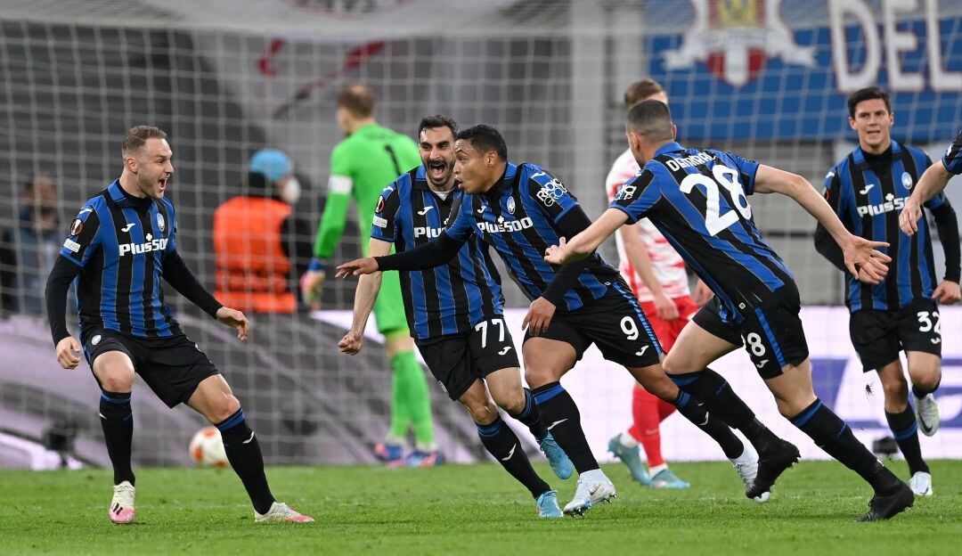 Atalanta en partido ante Leipzig
