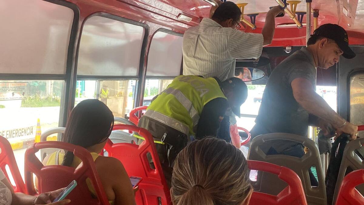 Policía de Barranquilla intensifica acompañamiento a ruta de buses por casos de extorsión