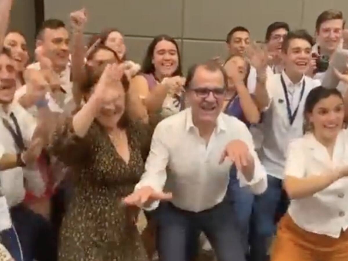 Óscar Iván Zuluaga se une a la tendencia 'Claro que yes'