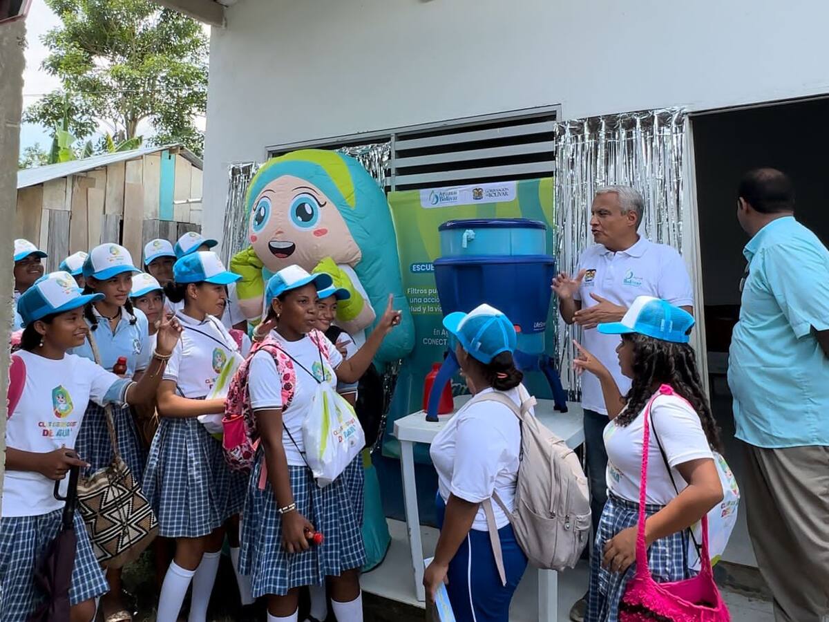Instalaron purificadores de agua en escuelas rurales de Achí y San Jacinto del Cauca