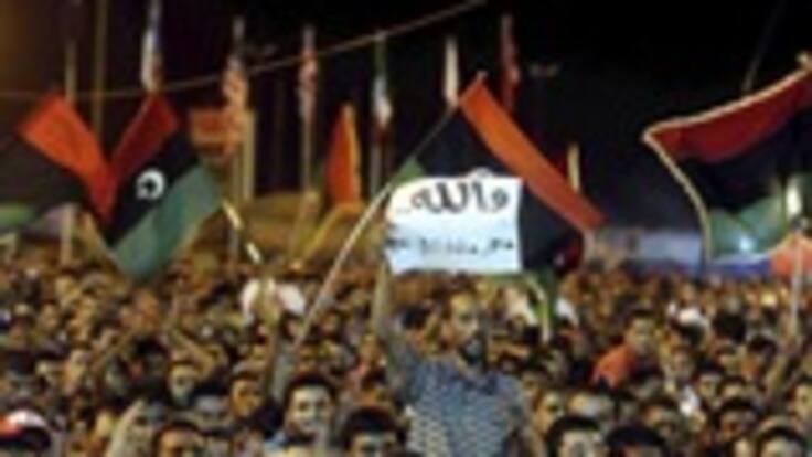 Es incierta la situación del pueblo libio, dice analista Marcos Peckel