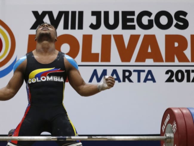 Colombia, amo absoluto de los oros en el primer día de las pesas bolivarianas