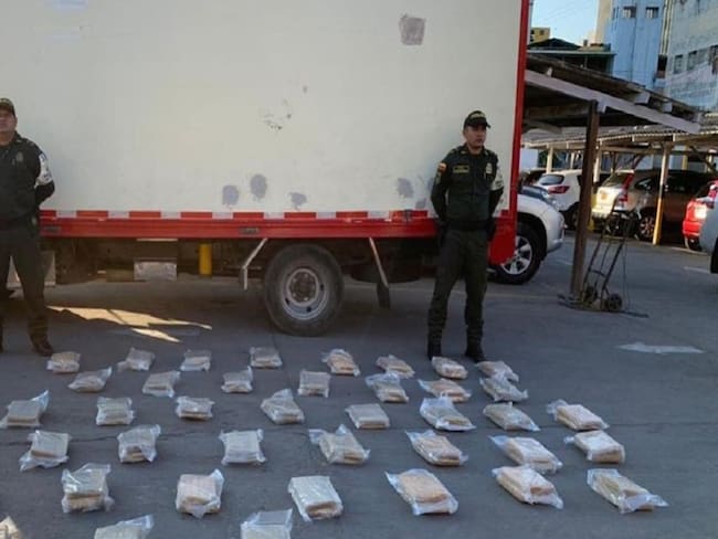 Policía halló 46 kilos de marihuana en un camión en Barranquilla