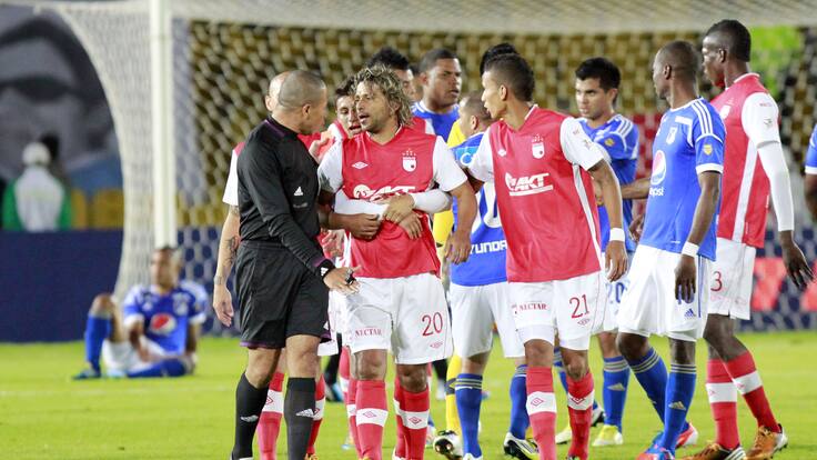 Gerardo Bedoya se sincera sobre su récord de expulsiones: “Ha sido muy duro convivir con esto”