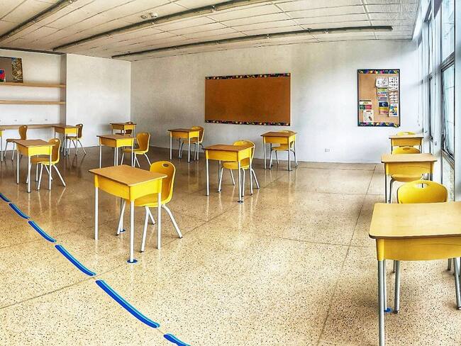 Las aulas de clase permanecen vacías. Crédito: Colprensa. / Foto referencia