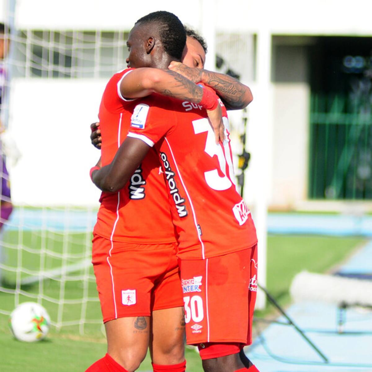 Exjugador de América de Cali, cerca de reforzar a Fluminense