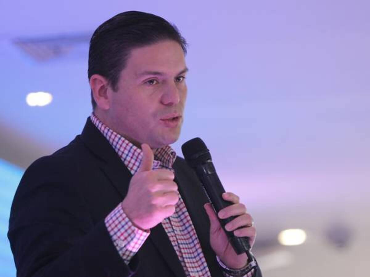 Solo Juan Carlos Pinzón se presentó al Gran Pacto Presidencial por Pacífico