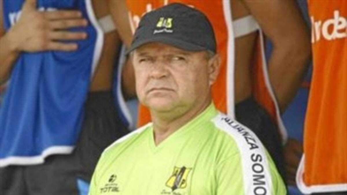 "No se en que va la negociación con Gerardo Bedoya": Héctor Estrada