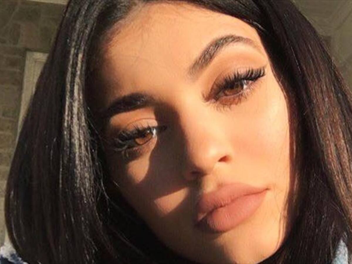 Kylie Jenner usa transparencia para festejar su primera fiesta de cumpleaños
