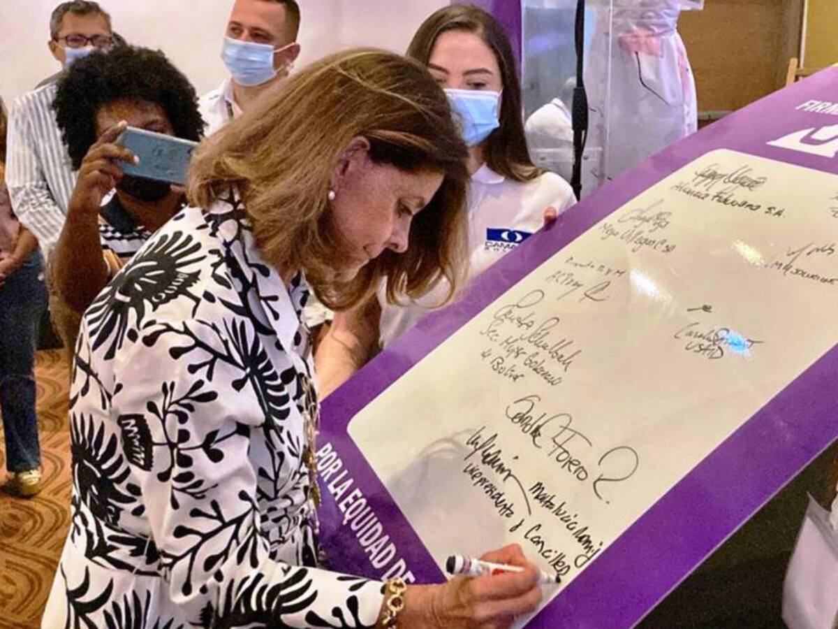 “Construimos a la par” impulsa participación de mujeres en la construcción