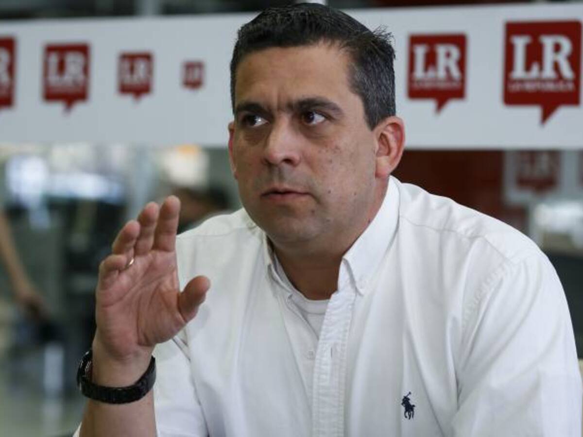 Reducción de la jornada laboral, entre las peticiones de la Acdac a Avianca