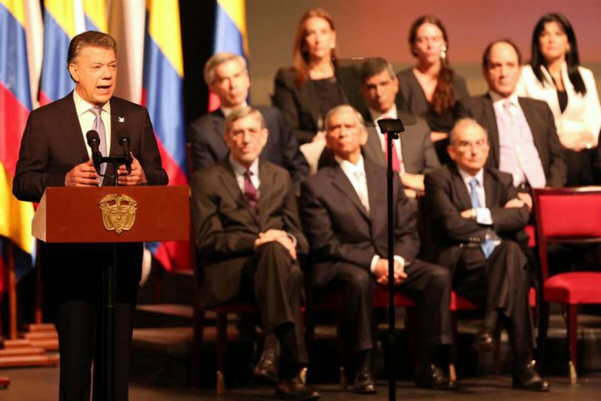 En una carta de dos páginas el presidente Juan Manuel Santos oficializa ante el Congreso el texto del acuerdo de paz firmado con las Farc, que incluyó las propuestas y ajustes que hicieron voceros del No, y advirtió sobre los riesgos de la demora en la implementación.