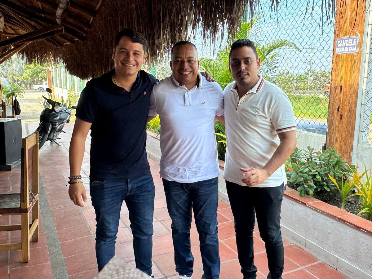 Alcaldes de Clemencia, Santa Rosa de Lima y San Estanislao tuvieron reunión estratégica