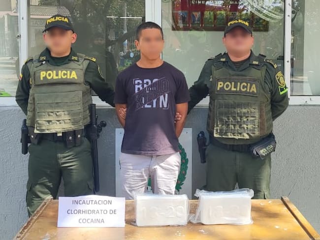 Con dos kilos de clorhidrato de cocaína fue capturado un hombre en Ternera