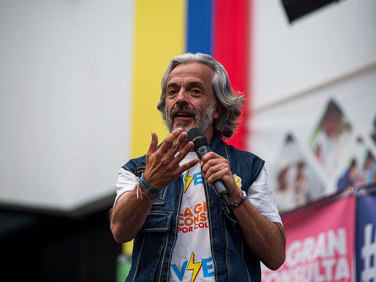 “Paloma tiene que asumir responsabilidades; hay que reconocer el acuerdo de paz”: Juan Daniel Oviedo