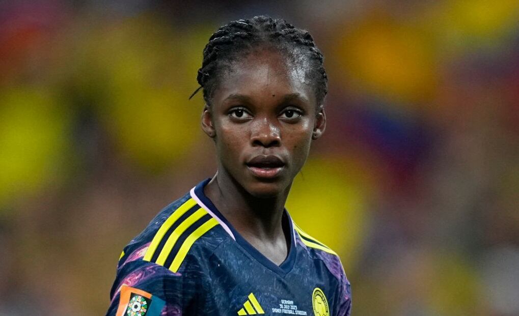 Linda Caicedo durante el partido entre la Selección Colombia y Alemania por el Mundial (Photo by Ulrik Pedersen/DeFodi Images via Getty Images)