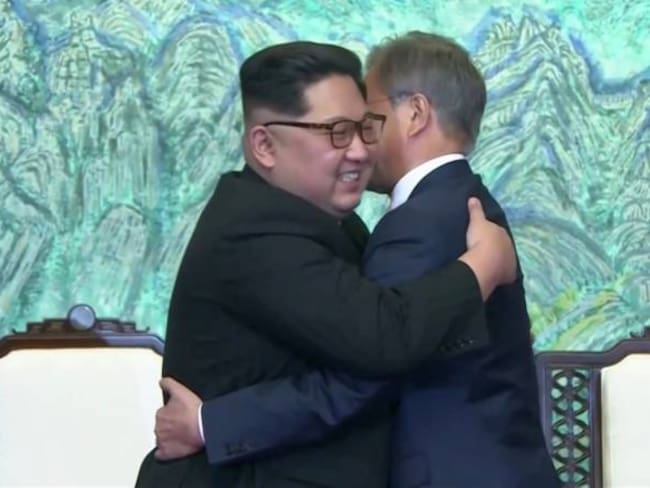 A la paz y desnuclearización se comprometieron las dos Coreas