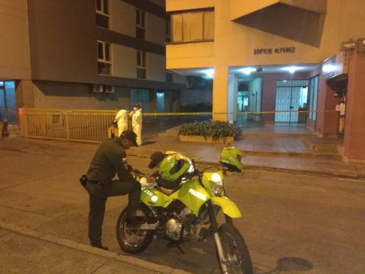 Joven mujer murió tras caer de un octavo piso en el oeste de Cali