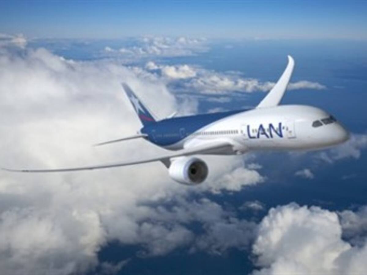 LAN realiza el primer vuelo comercial en A.Latina con biocombustible