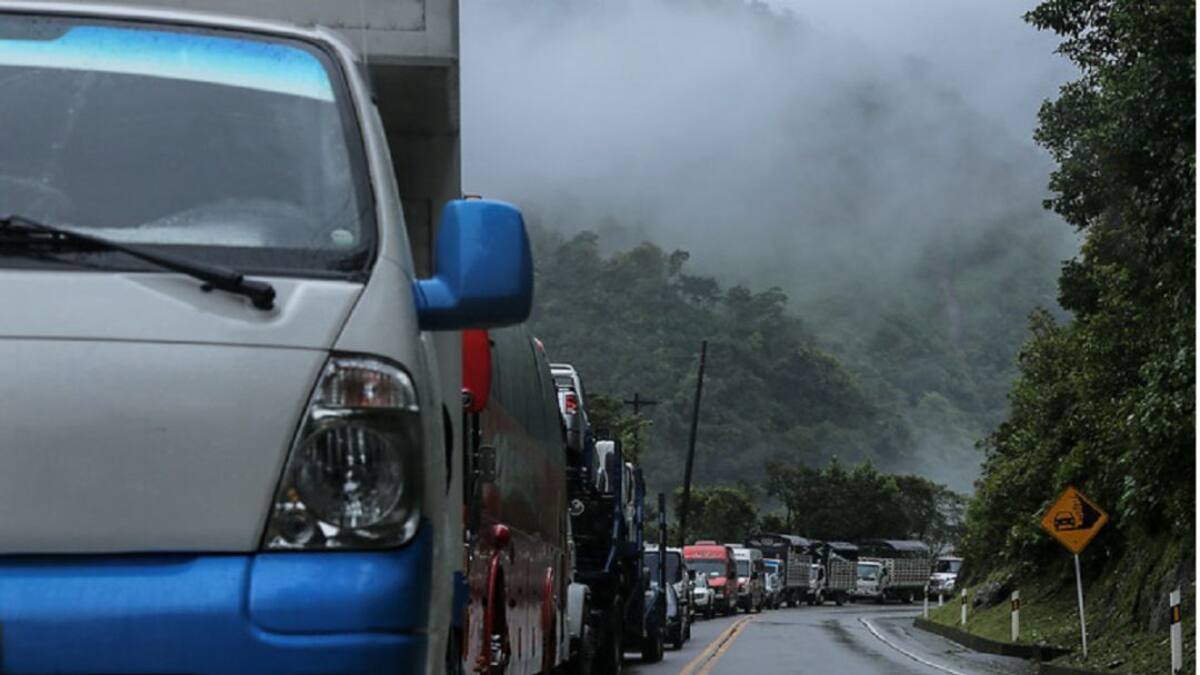 Conductores se demoraron casi nueve horas en la vía Villavicencio – Bogotá