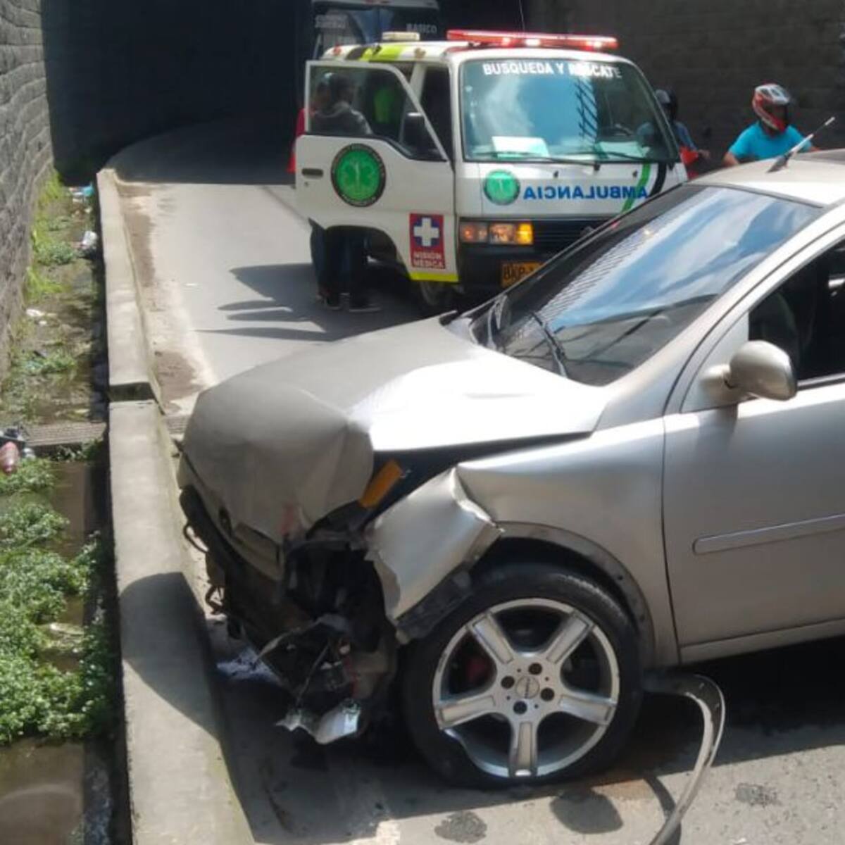 Jóvenes al parecer en estado de embriaguez chocaron vehículo en Villamaría