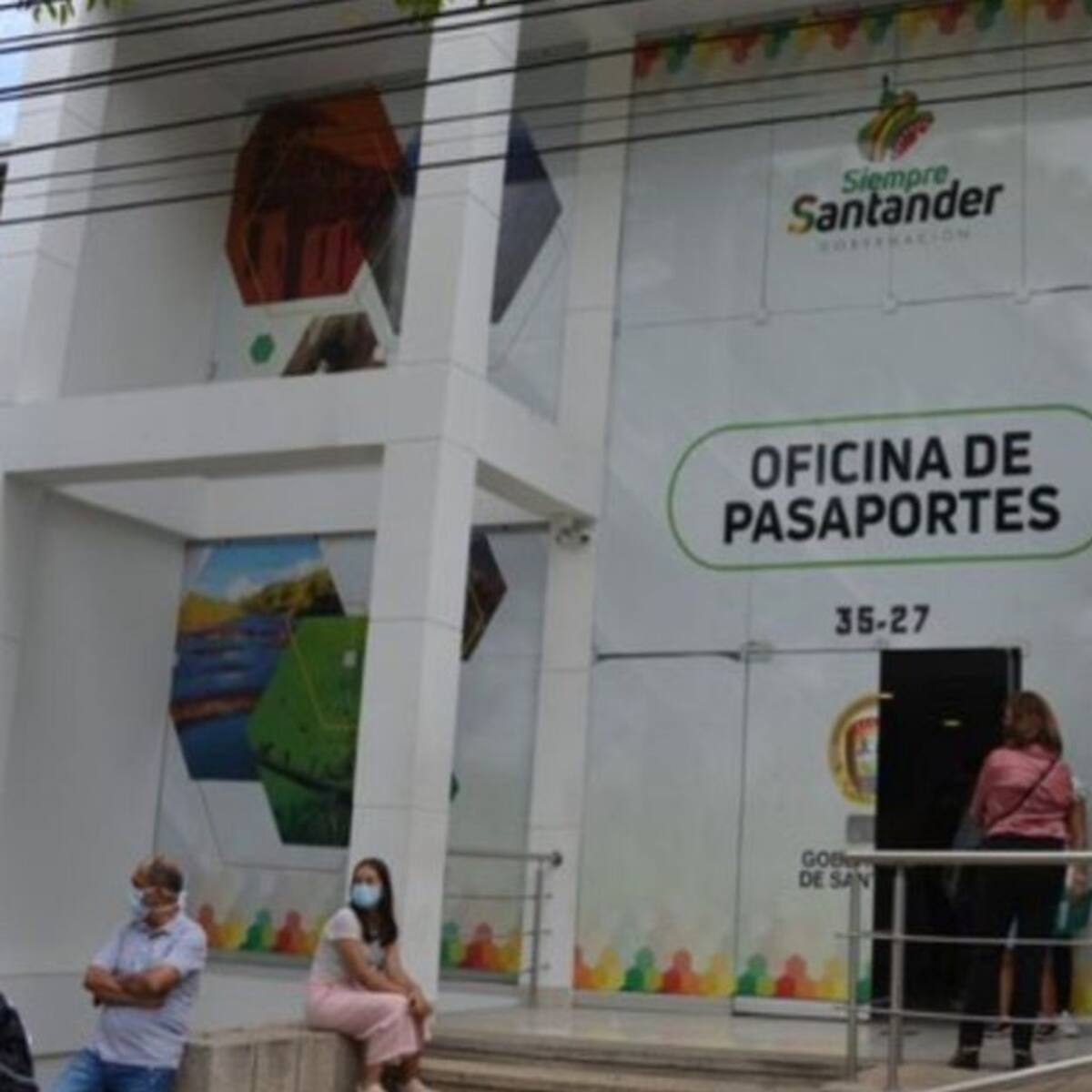 Así funcionaría presunta red de corrupción en la Oficina de Pasaportes