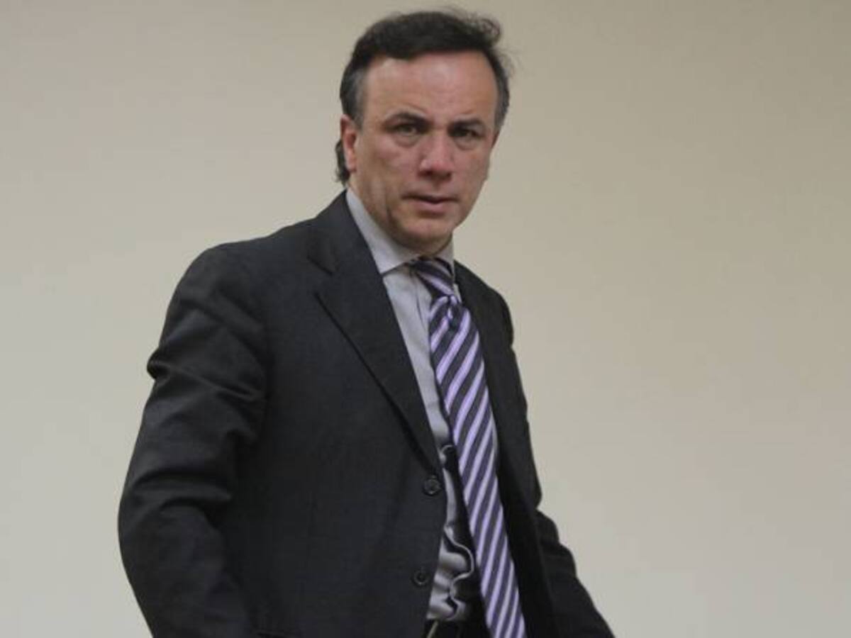 Ultimátum de juez a Álvaro Dávila para presentar testigos