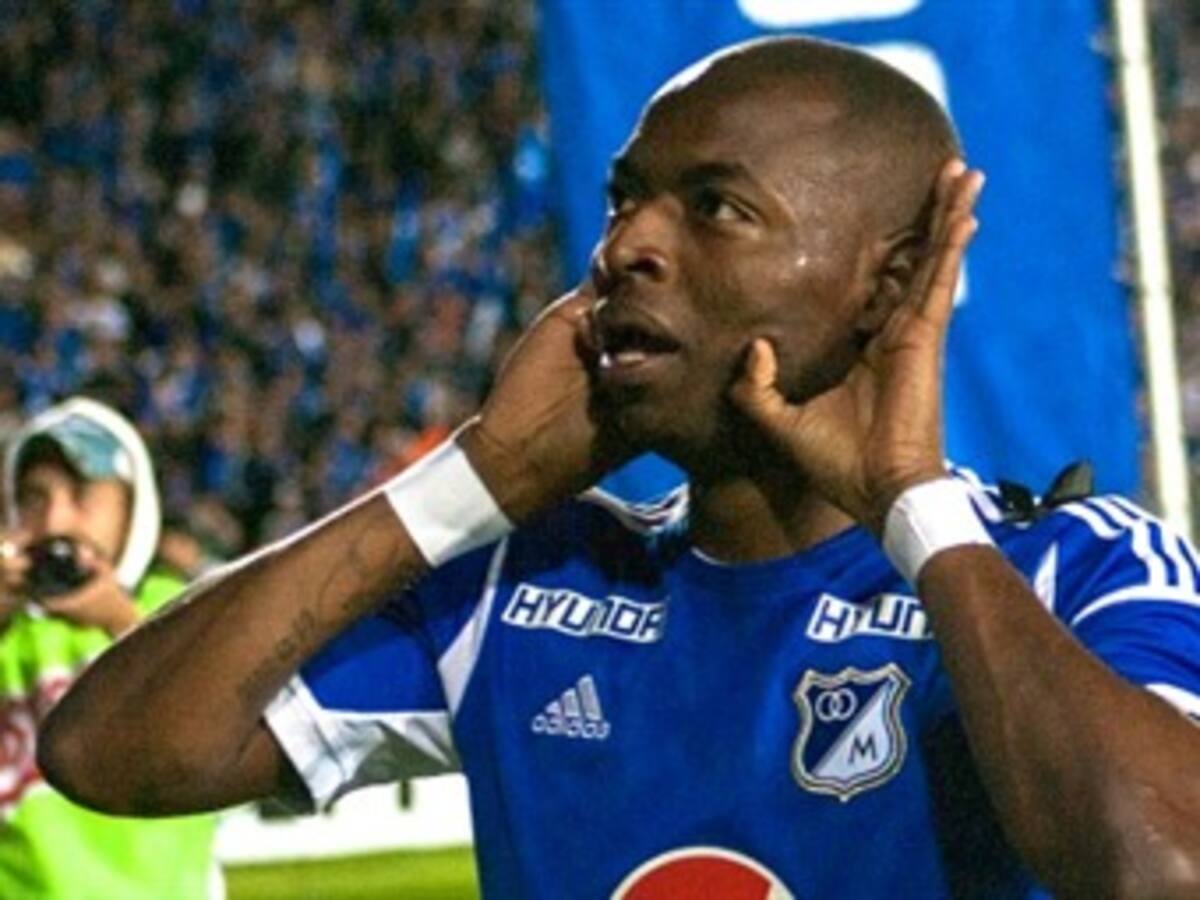 Con gol agónico, Millonarios venció a Santa Fe en el clásico capitalino