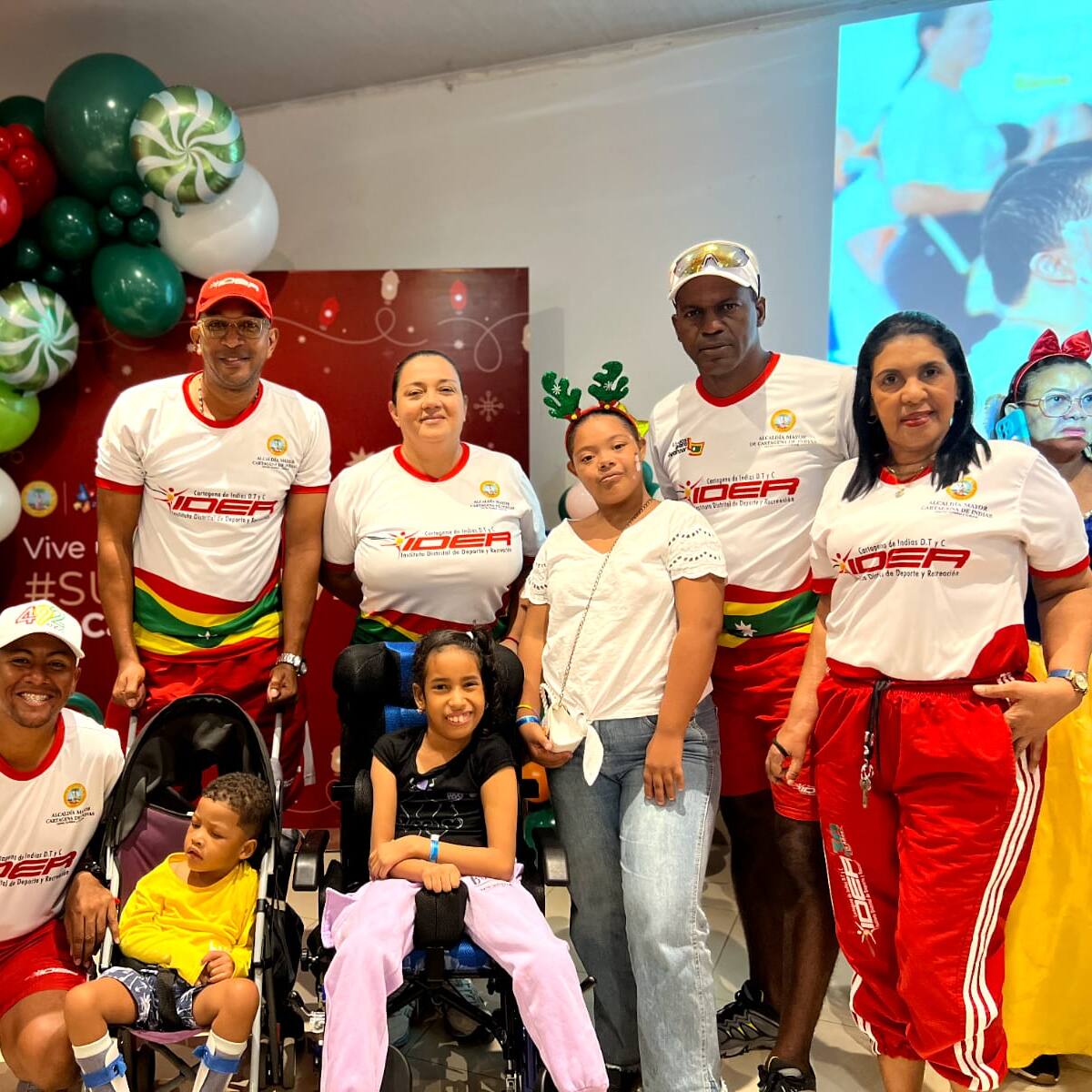 Día Mundial de la Discapacidad con Show navideño y espectáculo canino en Cartagena