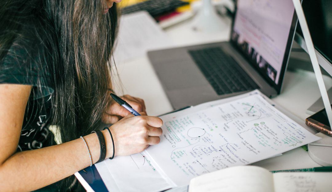 Imagen de referencia. Educación virtual