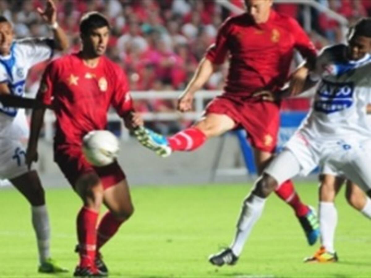 América de Cali se estrenó con triunfo