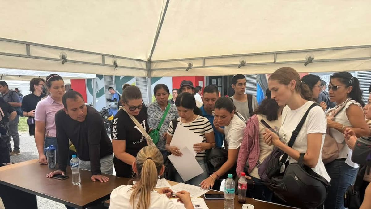 Avanza en Pereira el pago de ayudas para las familias damnificadas por el terremoto