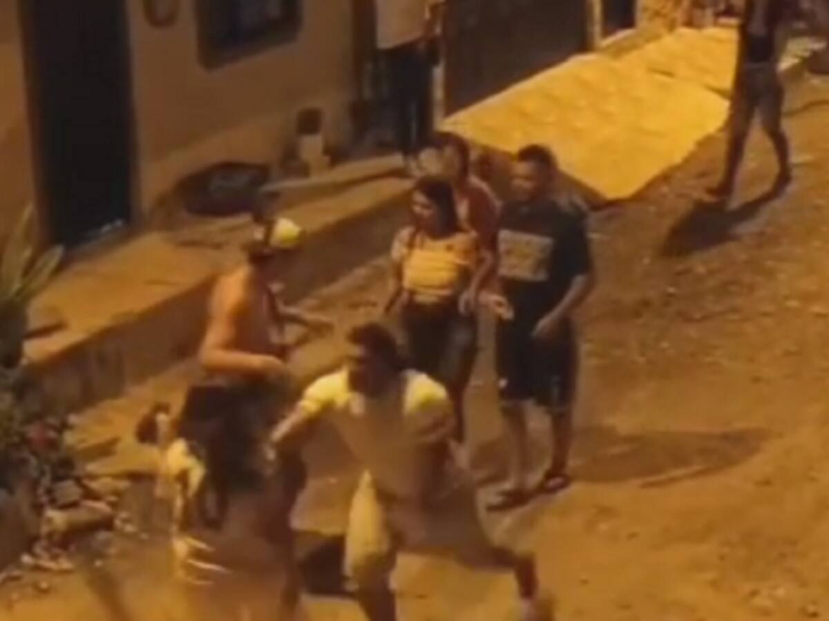 Fiscalía y policía investigan brutal agresión de dos hombres contra dos mujeres en Charalá