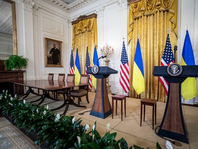 Análisis: ¿qué implicaciones trae el acuerdo de explotación de minerales entre Ucrania y EE.UU?