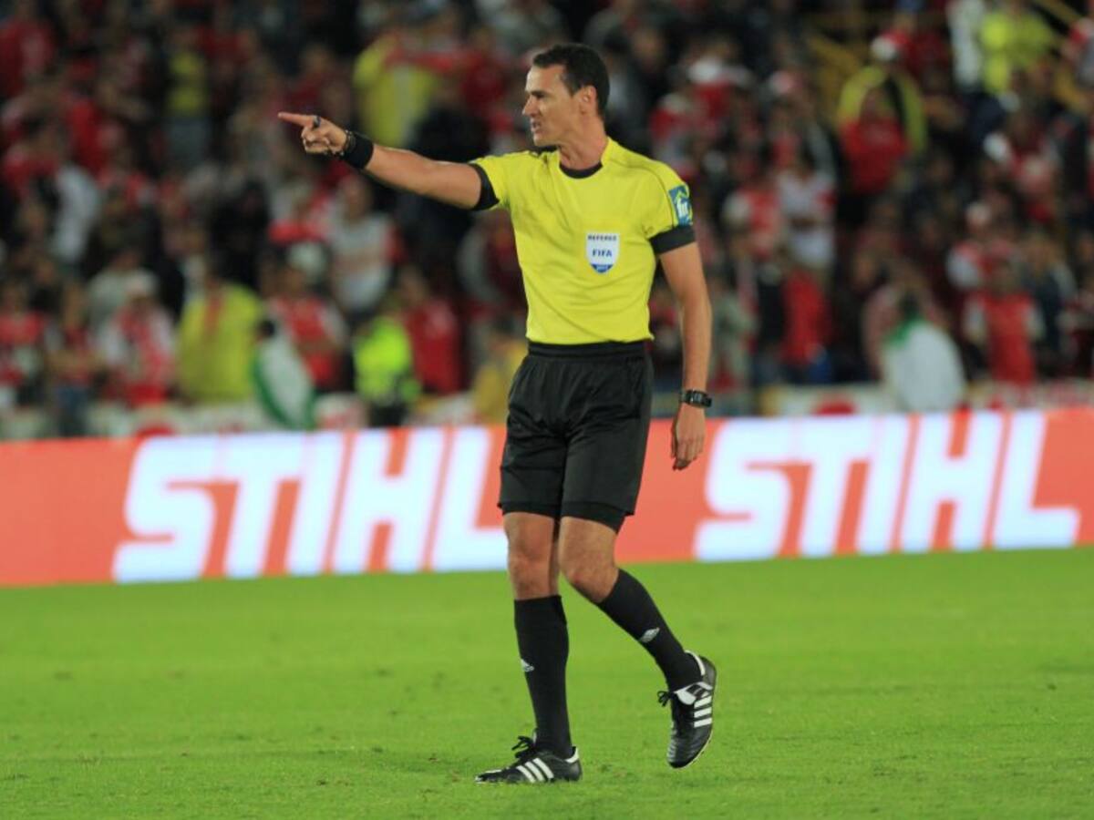 ¿Los árbitros son los culpables de la pérdida de tiempo en el FPC?