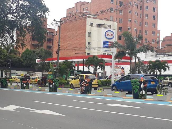 Instalan urbanismo táctico para mejorar movilidad y bajar accidentalidad en Medellín