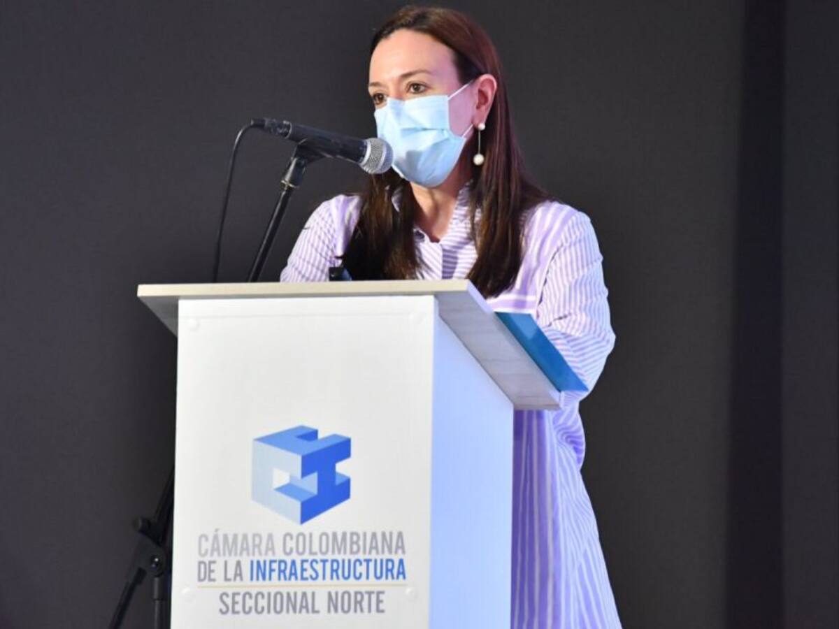 La transparencia es el empeño más grande de ENTerritorio: María Abuchaibe