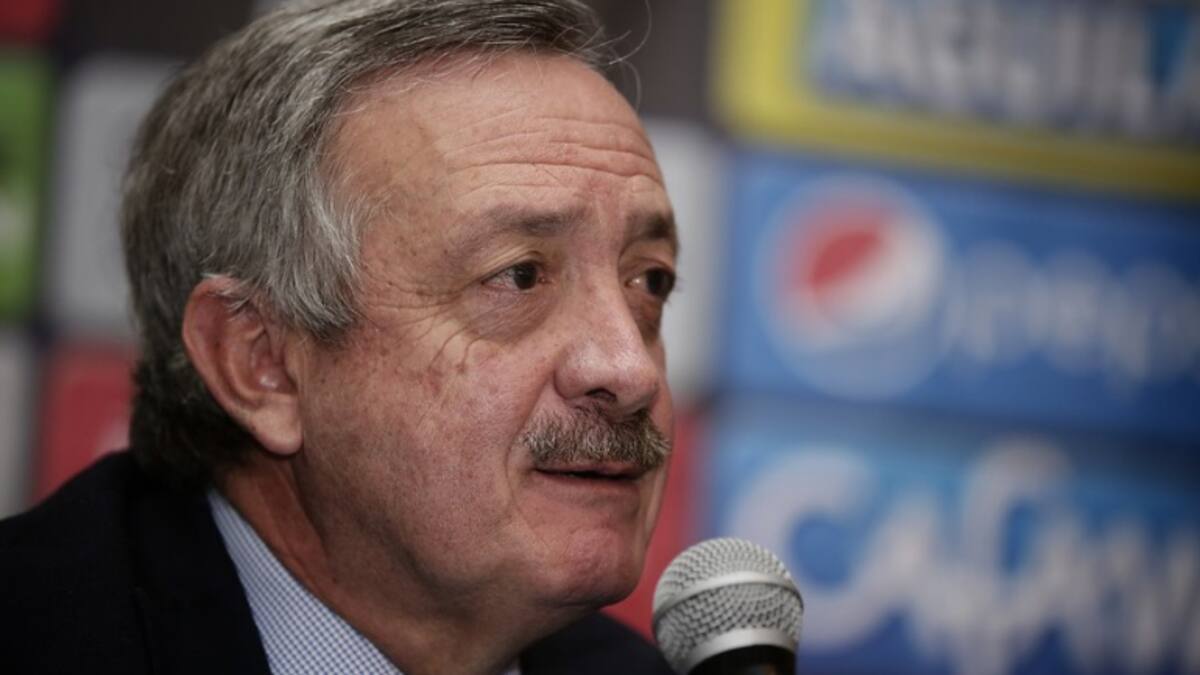 Enrique Camacho charló con Caracol Radio