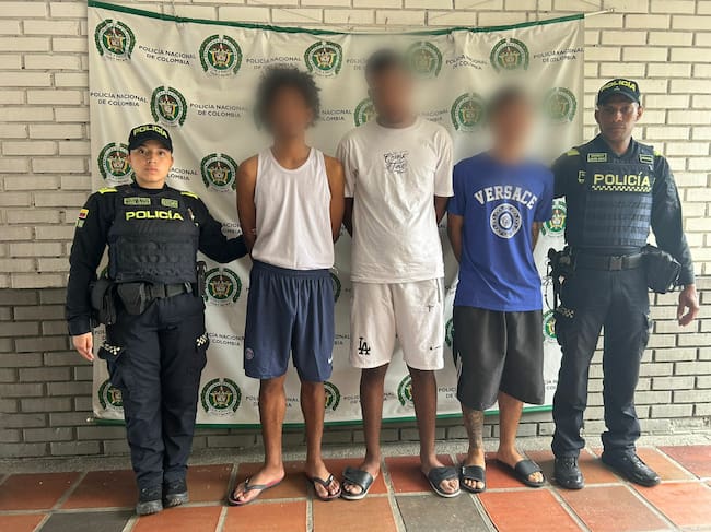 Los implicados son tres jóvenes de 19 años. Foto: Policía Cali.
