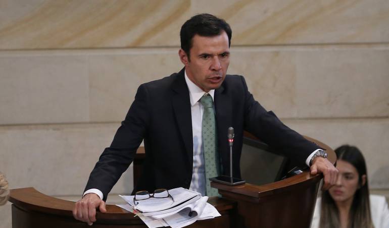 Ministro de Interior, Guillermo Rivera. 