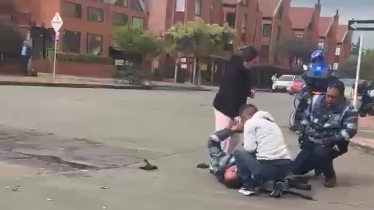 Capturan a hombre que agredió a agentes de tránsito para evitar puesto de control en Bogotá