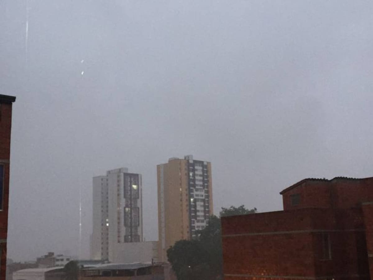 Una mañana de lluvia y de temblores vivieron los bumangueses