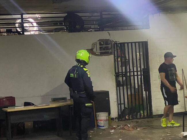 Intento de fuga de estación de policía en Medellín. Foto: cortesía.