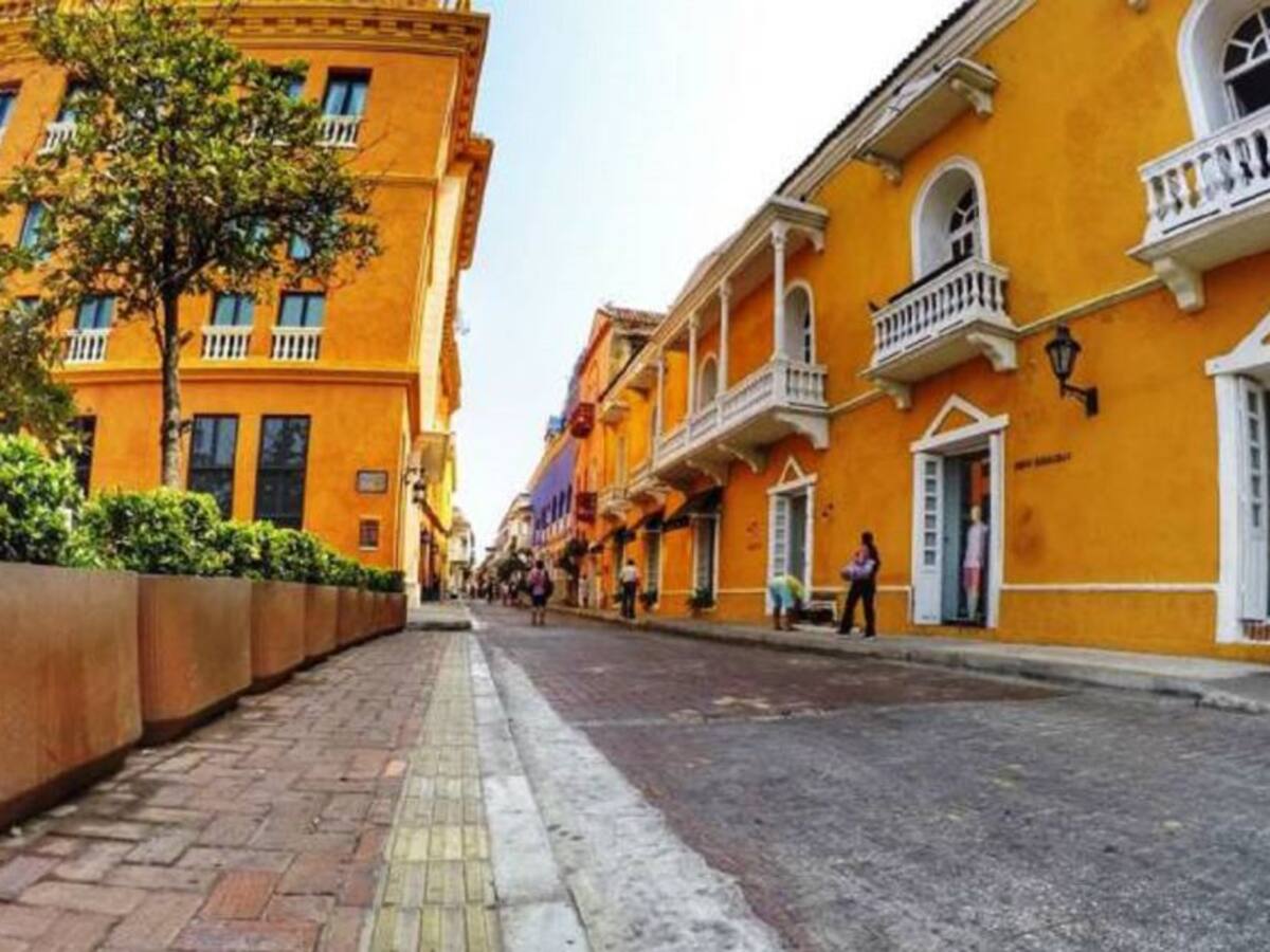 Sanciones del IPCC por instalación indebida de postes en Cartagena