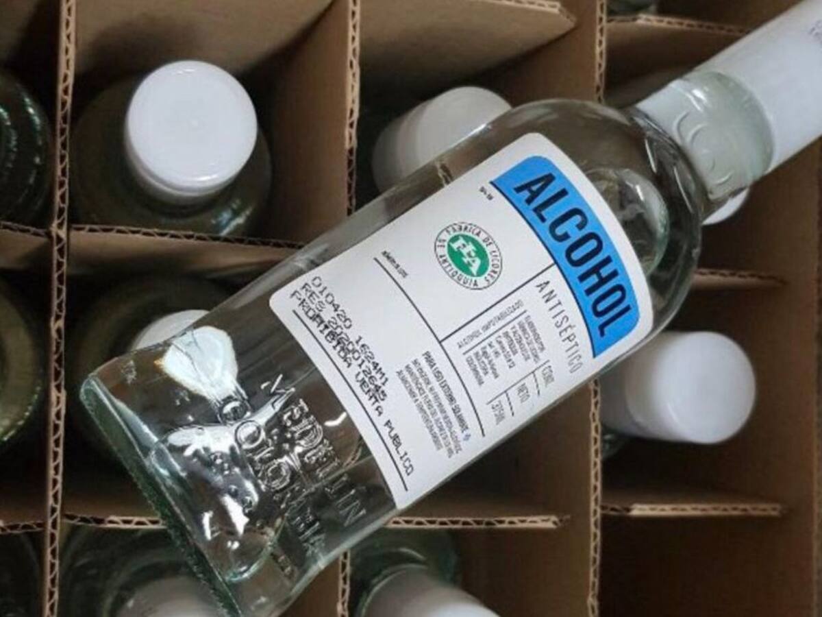 Alcohol antiséptico de FLA llegará a los supermercados