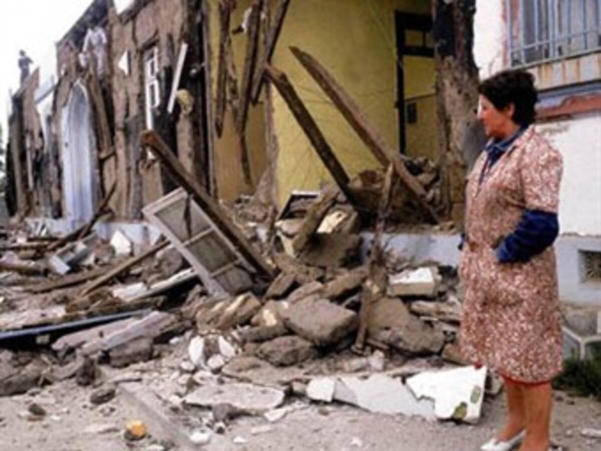 Más de 200 heridos leves por dos terremotos en el centro de Turquía