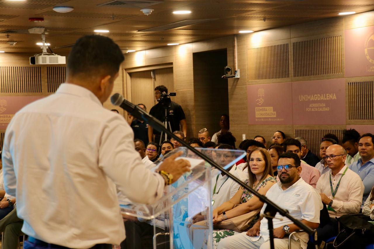 El Futuro de la Educación llegó en su quinta versión a Santa Marta. Ya se han organizado encuentros en Bogotá, Cali y Medellín. | Foto: Caracol Radio