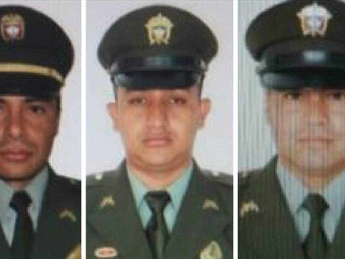 Mueren tres policías tras ataque de las Farc a patrulla