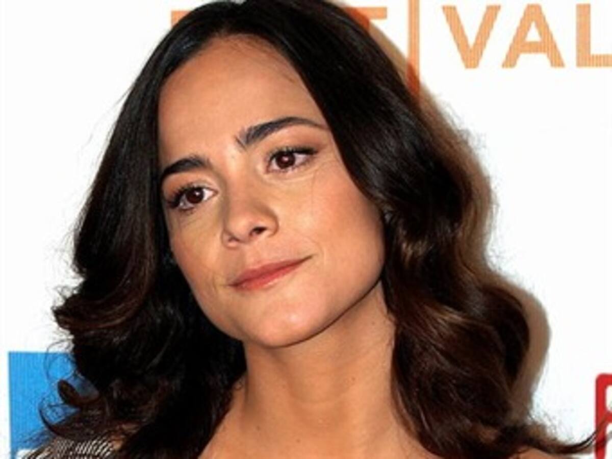 Alice Braga investiga posesiones demoníacas en 'The Rite'